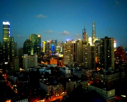 夜色阑珊