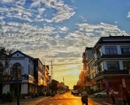 夕照街