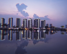 《天空之镜》