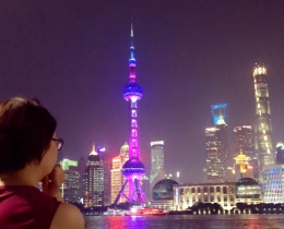 漫步外滩……